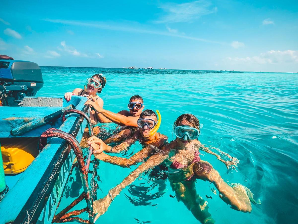 Zanzibella Hotel & Spa Kiwengwa  Kültér fotó Snorkeling in the Maldives